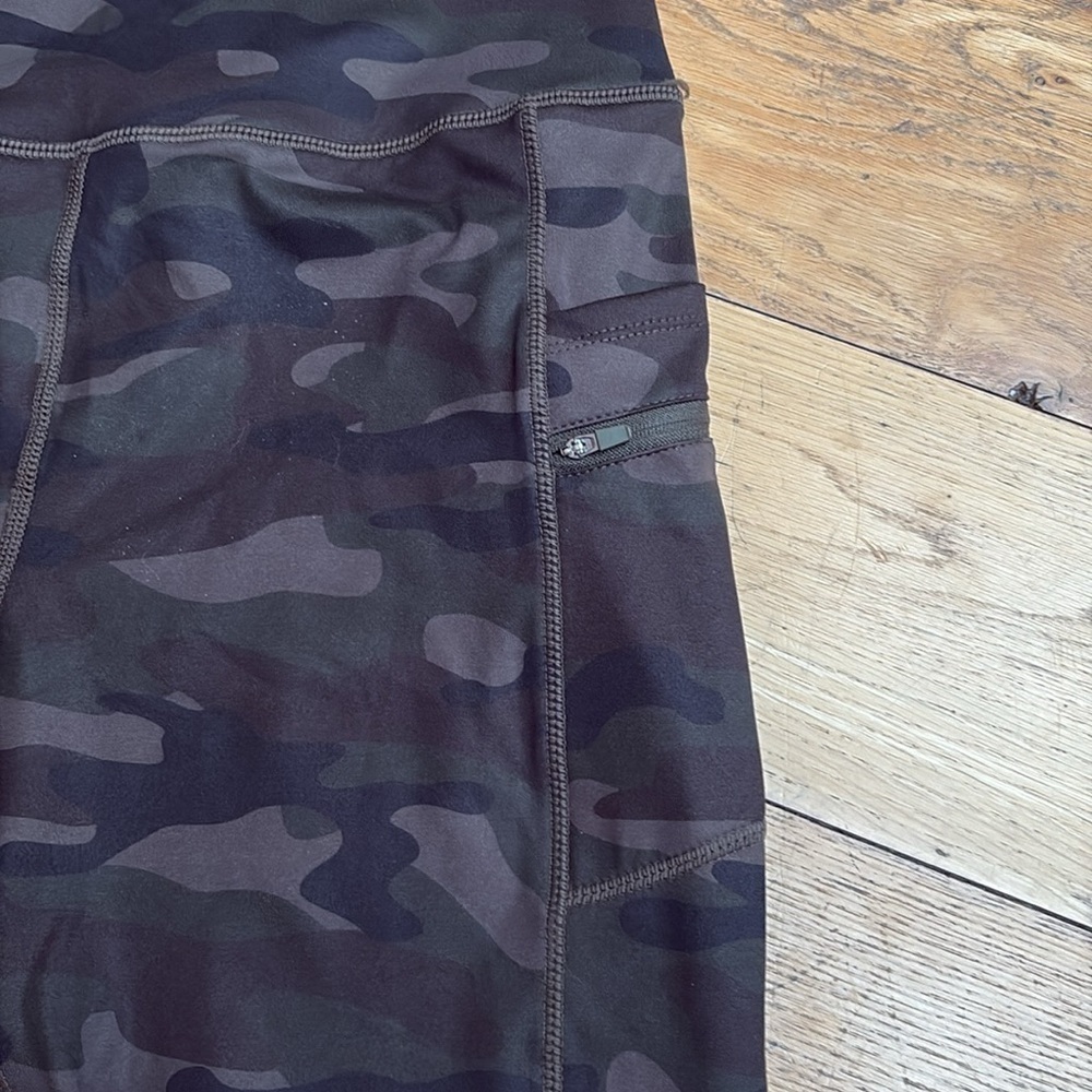 NWT Gradual Leggings. Size XL - Picture 2 of 8